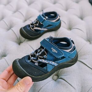 OshKosh B'gosh shoes 6